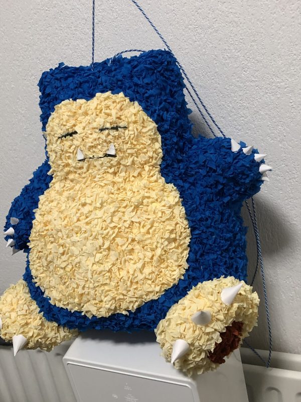 Pokemon Snorlax pinata, handgemaakt door Biba Pinata