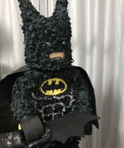 Lego Batman pinata, handgemaakt door Biba Pinata