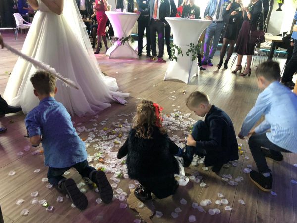 Weddingpinata voor een bruiloft, handgemaakt door Biba Pinata