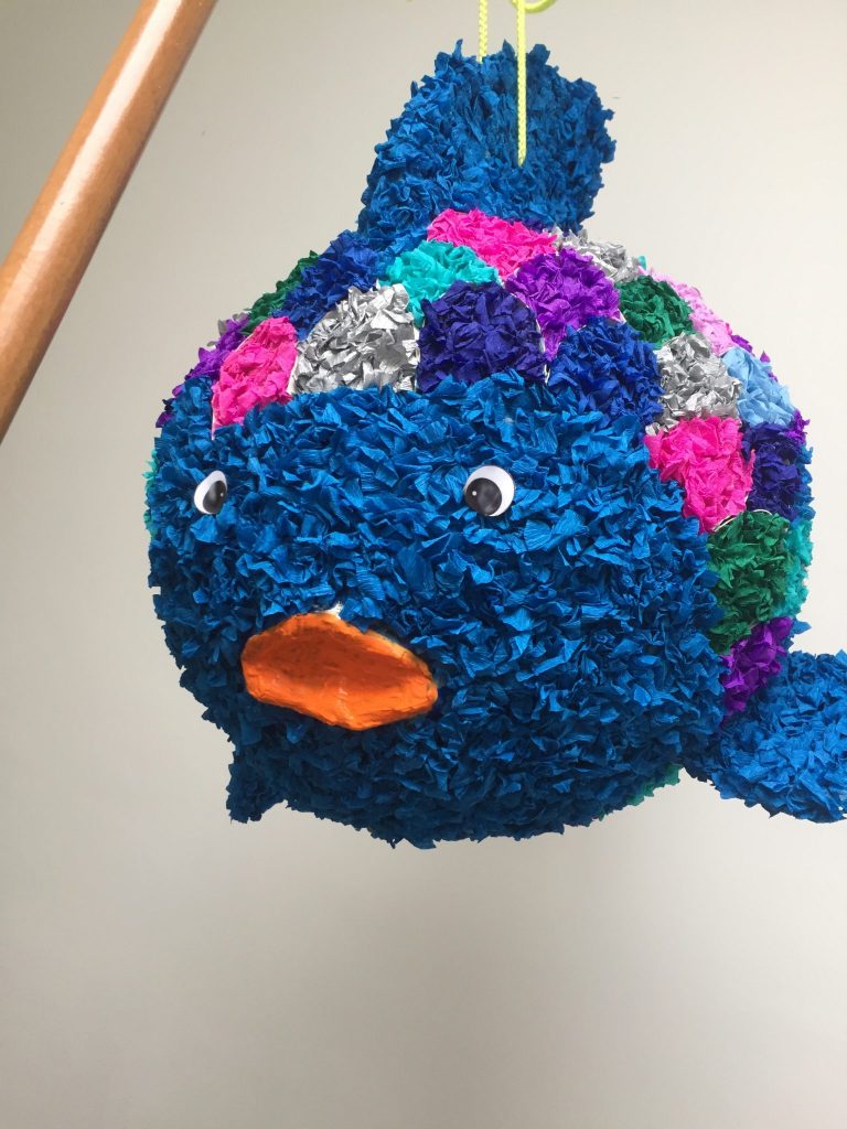 Mooiste vis van de zee piñata, handgemaakt door Biba Pinata