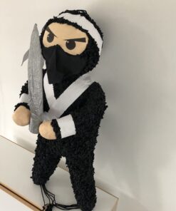 Ninja piñata, handgemaakt door Biba Pinata