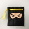 Ninja zakje voor werpsterren, handgemaakt door Biba Pinata