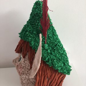 Peter Pan piñata, handgemaakt door Biba Pinata