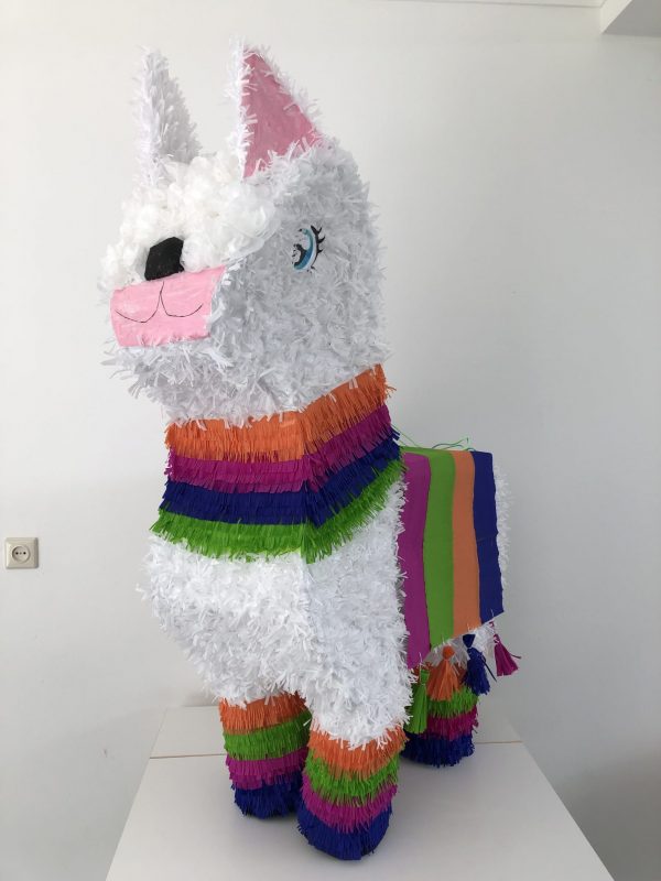 Lama XL piñata, handgemaakt door Biba Pinata