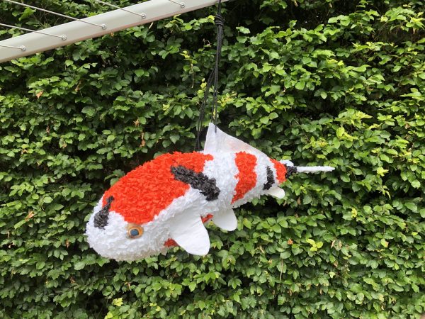 koi karper pinata, handgemaakt dor Biba Pinata