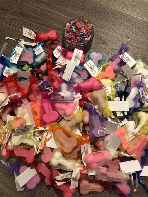 Vulling voor Madeliefje pinata, handgemaakt door Biba Pinata