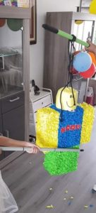 Roblox Noob pinata, handgemaakt door Biba Pinata