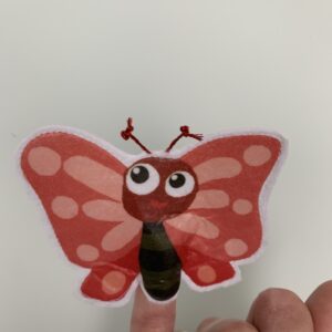 vlinder vingerpoppetjes, handgemaakt door Biba Pinata