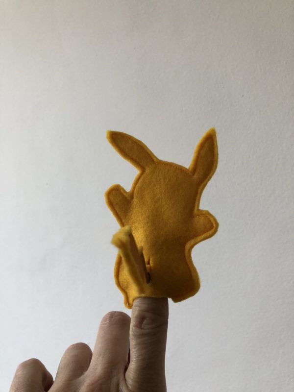 pokemon pikachu vingerpoppetje, vulling voor in een Biba pinata