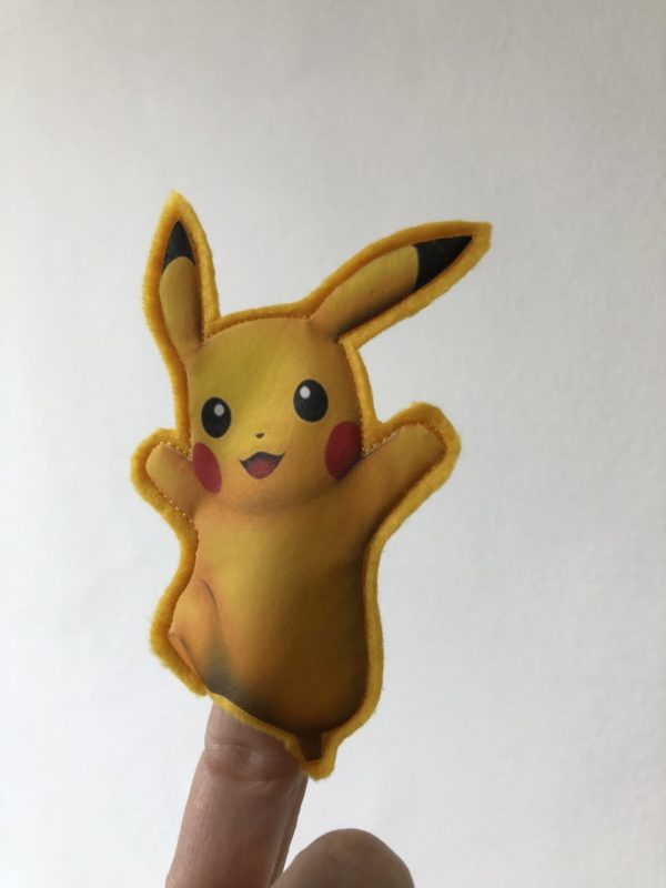 pokemon pikachu vingerpoppetje, vulling voor in een Biba pinata