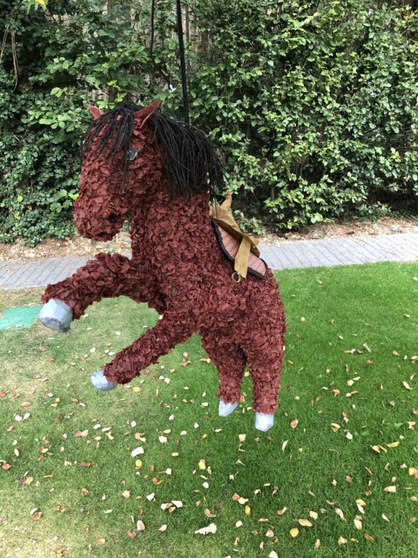 western paard pinata, handgemaakt door Biba Pinata