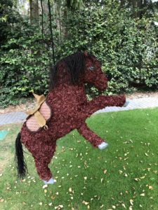 western paard pinata, handgemaakt door Biba Pinata