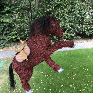 western paard pinata, handgemaakt door Biba Pinata