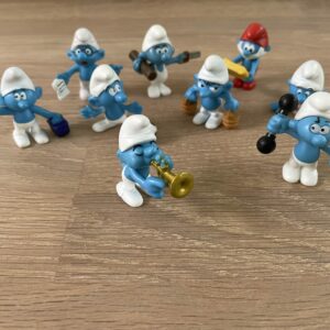 mini smurf, vulcadeautje voor in een pinata