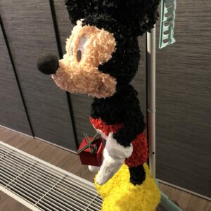 Mickey Mouse pinata, handgemaakt door Biba Pinata